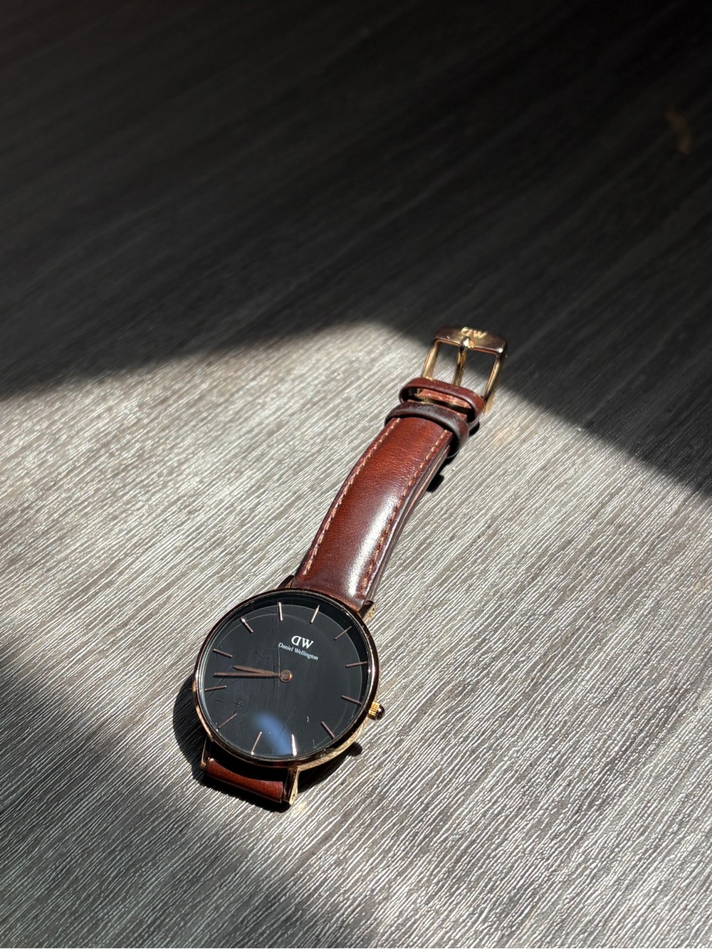 Daniel Wellington Brown Leather Strap Watch with Black Dial and Gold Accents